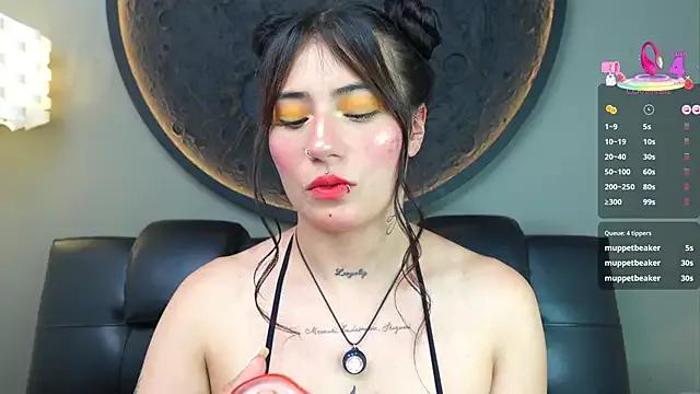 Miss_sharlotte18 webcams show profile image 