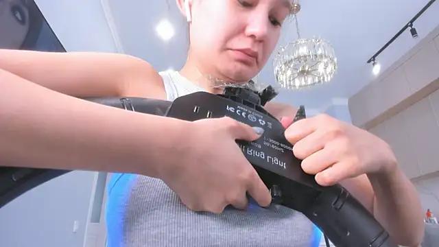 miss_shine from StripChat