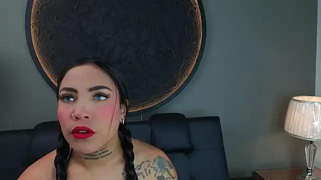 miss_vaiolette from StripChat