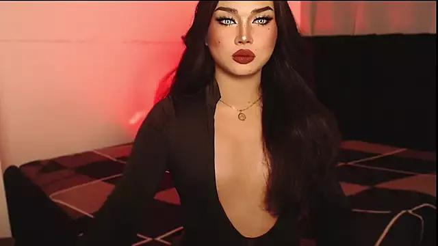 MissChloe_Wolf from StripChat is Freechat