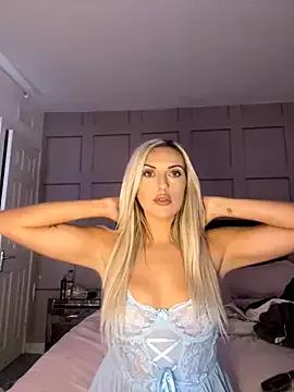 missdaisyukxx from StripChat is Freechat