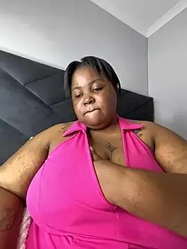 MissLola27 from StripChat