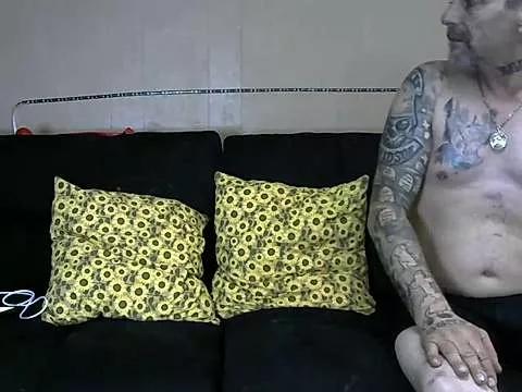 missmeyet from StripChat