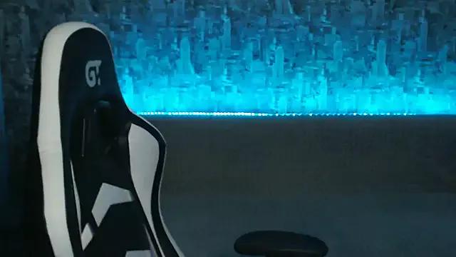 MissMiaCutie from StripChat