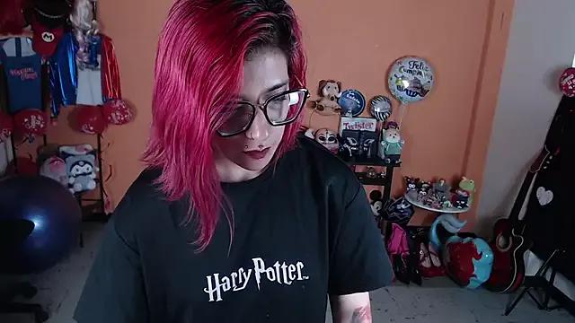 MissMiia2 from StripChat