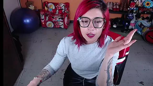 MissMiia2 from StripChat