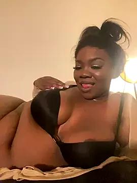 MissMilaMonroeXXX from StripChat is Freechat