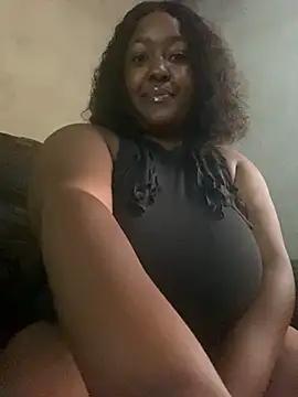 Missmoox24 from StripChat