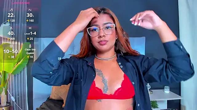 Missnaomi_ from StripChat