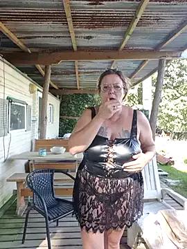 Misspapillon1840 from StripChat is Freechat