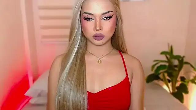 MissRumi_Hunter from StripChat is Freechat