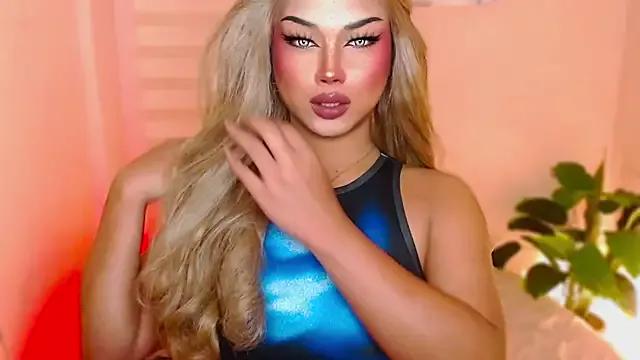 MissRumi_Hunter from StripChat is Freechat