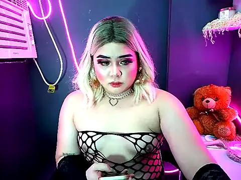 MisstresgelaTS from StripChat