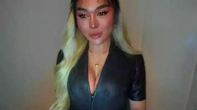 MissValentinaJohnson from StripChat