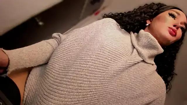 MissValentinaJohnson from StripChat