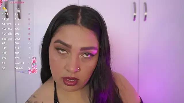 missweetpeach from StripChat
