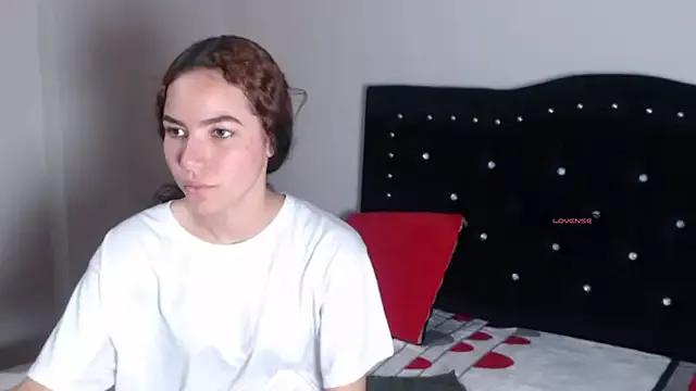 Missy_SweetBell from StripChat is Freechat