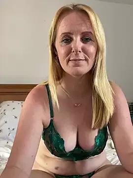 Mistress-LillyRose from StripChat is Freechat