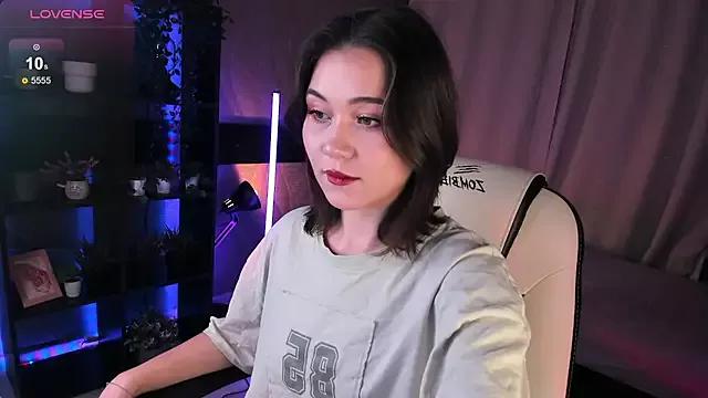 MistyLovia webcams show profile image 