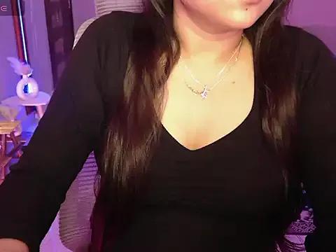 Mitikaa from StripChat