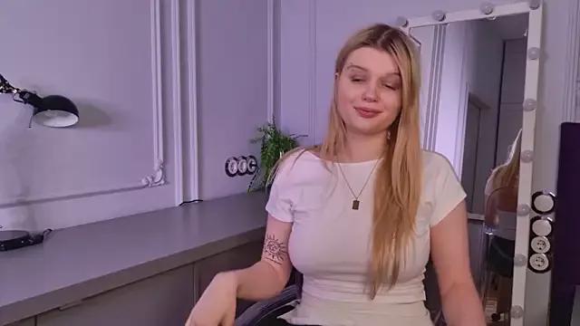 Miuu_miuu from StripChat