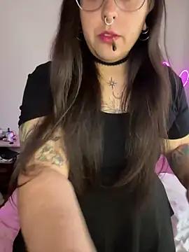 Mizztikaa from StripChat