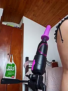 mmm-Virginia from StripChat