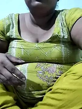 Mmm143 from StripChat