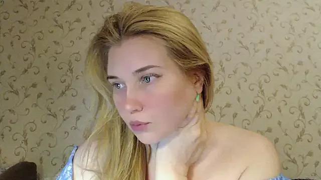 mmmPinUpGirl from StripChat