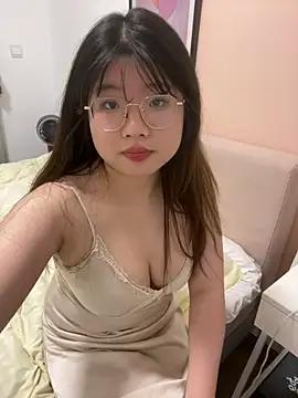 mmmyin20 from StripChat