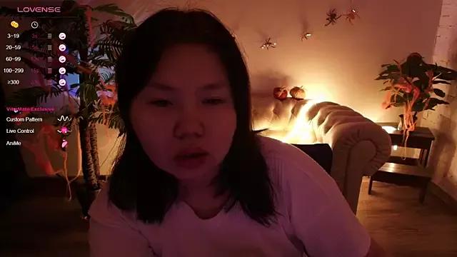 Moana_light from StripChat is Freechat