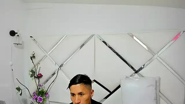 MohanaySteve from StripChat is Freechat