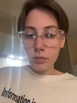 Molli_Luv from StripChat