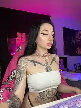 Molly__Moon from StripChat