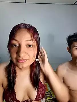 Molly_and_Milo webcams show profile image 