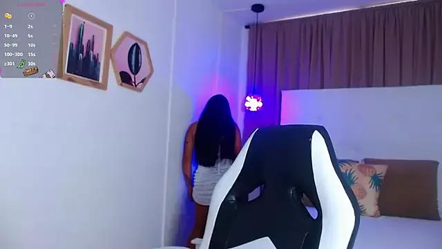 Molly_h0t from StripChat