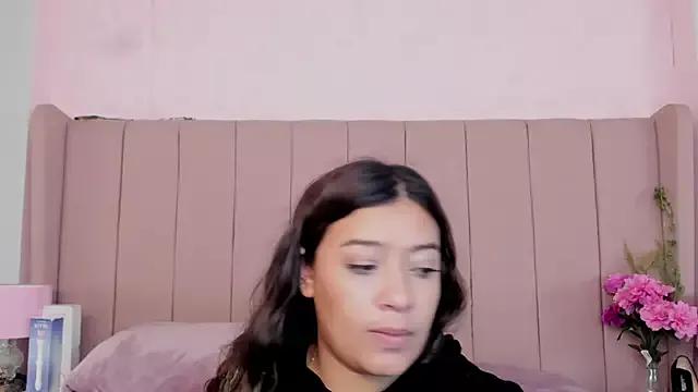MollyBigBoobs12 from StripChat