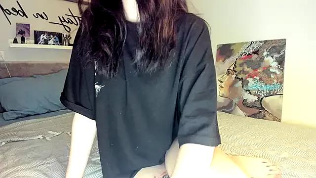 MollysDays from StripChat