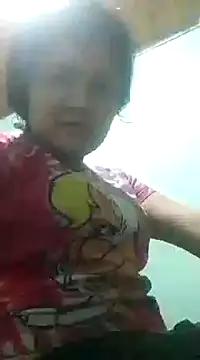 MollySweett from StripChat