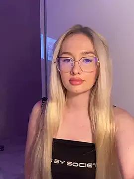 mollyxxx from StripChat