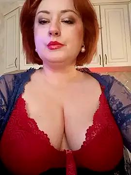 mom4you from StripChat