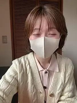 momo_yuipu from StripChat