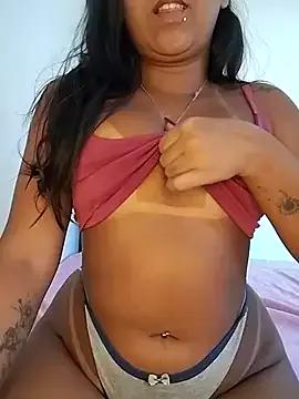 momopretinha from StripChat