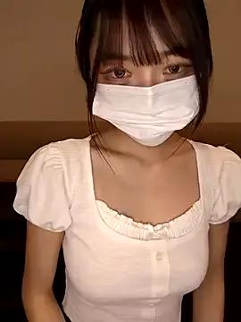 MOMOxxx from StripChat