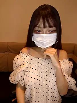 MOMOxxx from StripChat
