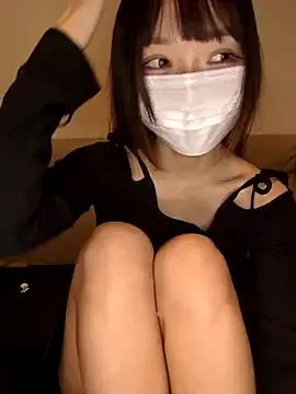 MOMOxxx from StripChat