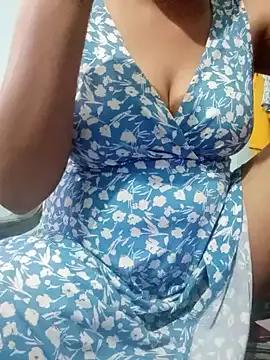 mona_sexii from StripChat is Freechat
