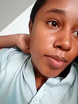 MoniqueMulberry from StripChat is Freechat