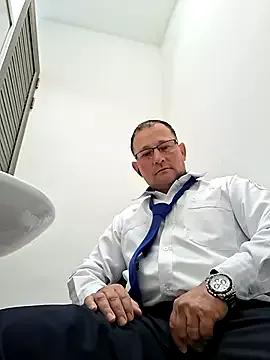 Monito1021 webcams show profile image 