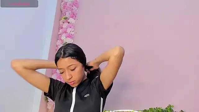 Moon_Horny webcams show profile image 